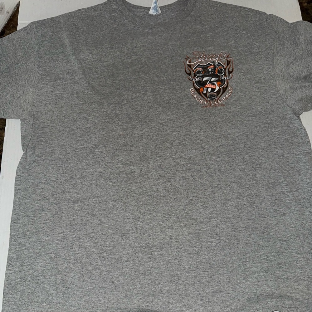 Sturgis 75th Anniversary 2015 Black Hills Rally Size 2XL T-Shirt Gray EUC